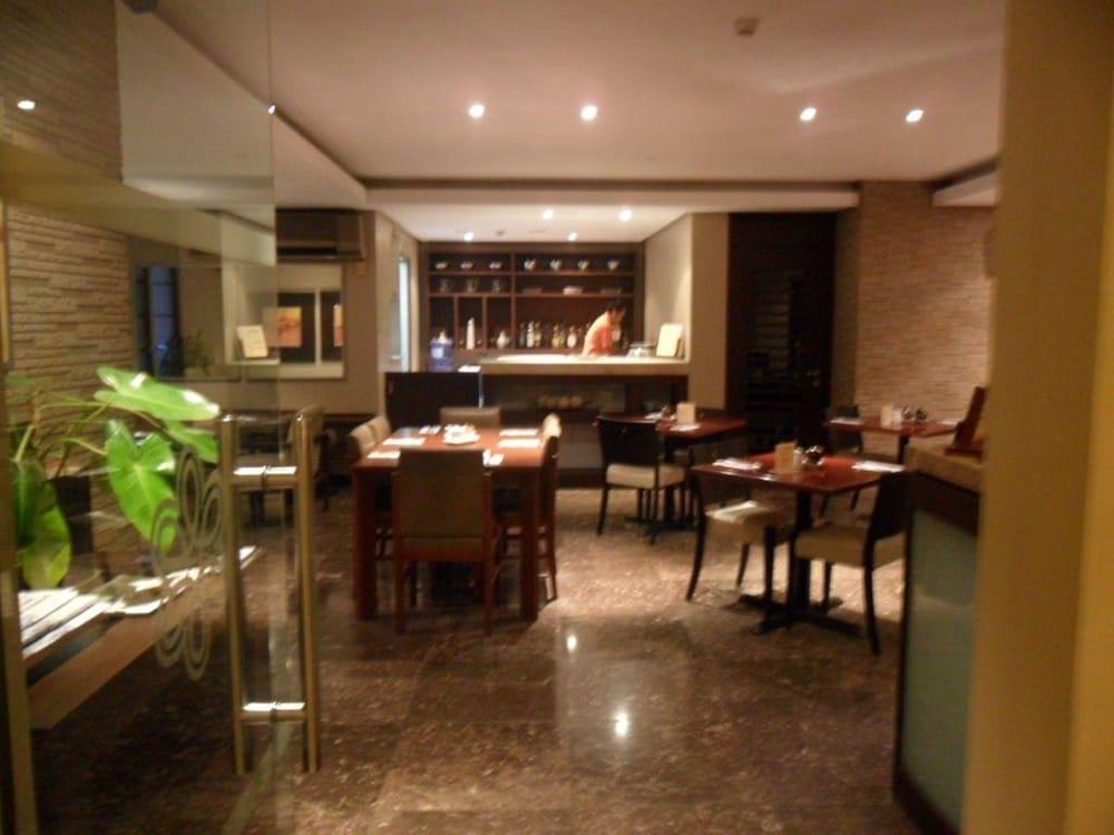 Amorsolo Mansion Hotel Μακάτι Εξωτερικό φωτογραφία